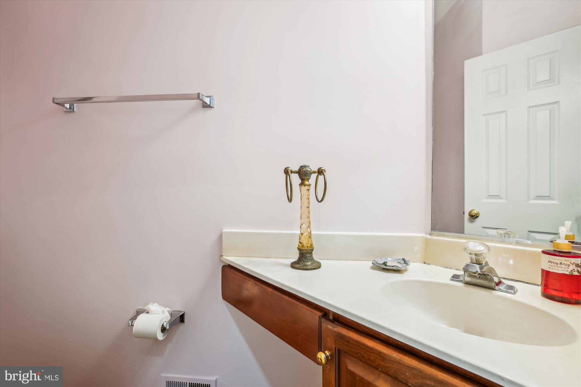 PT WHEATON OUT - Residential