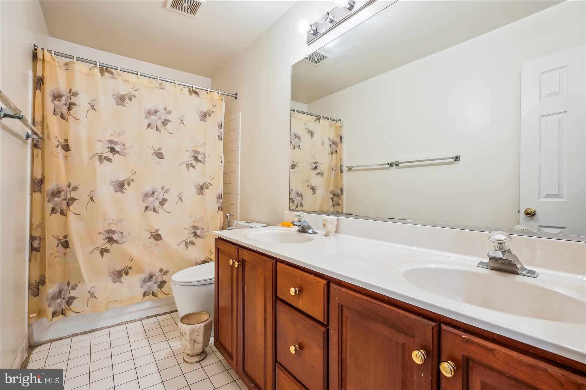 PT WHEATON OUT - Residential