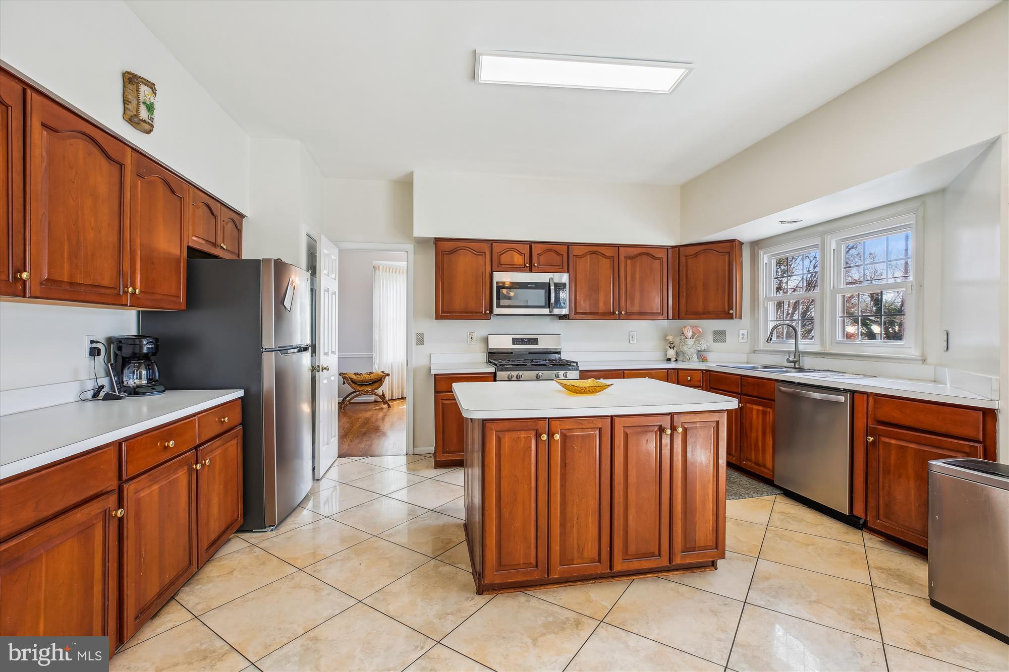 PT WHEATON OUT - Residential