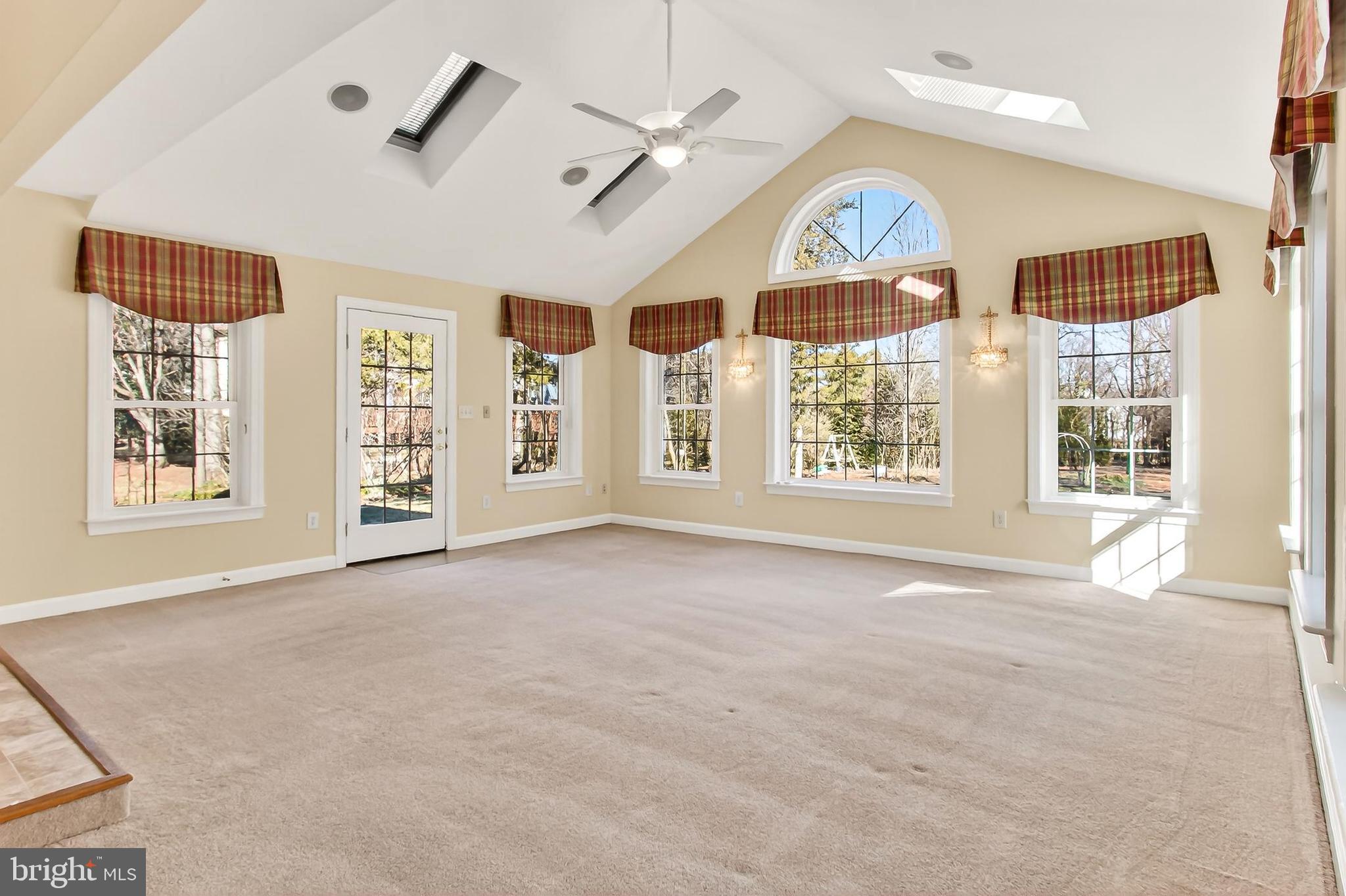 VIRGINIA RUN - Residential