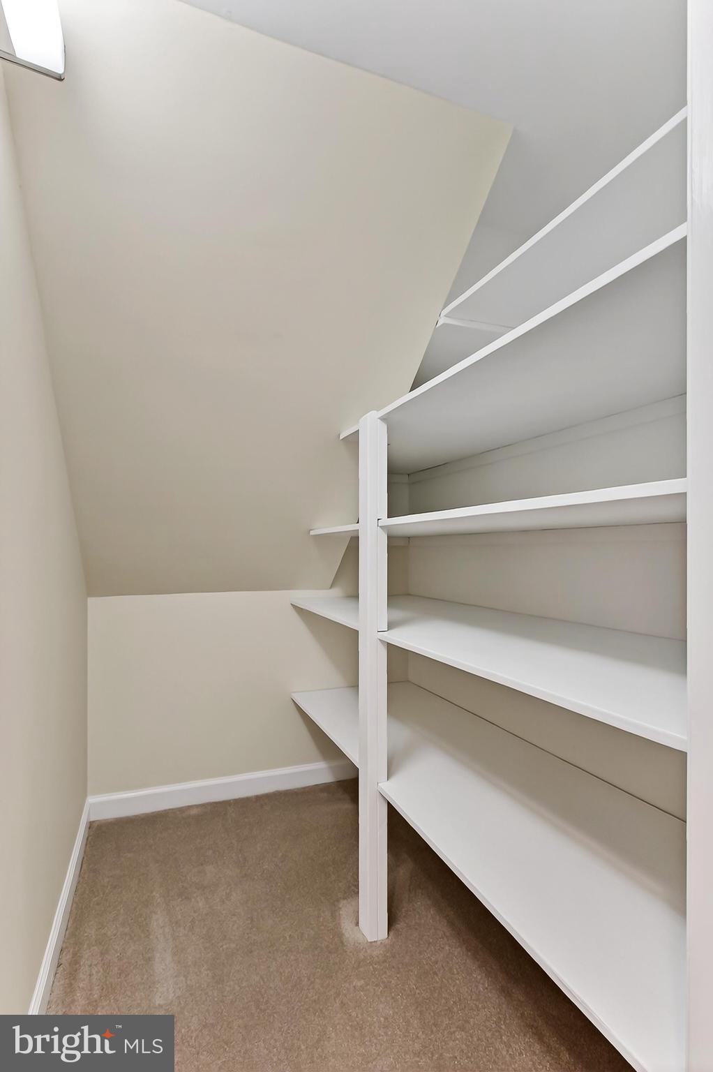 VIRGINIA RUN - Residential