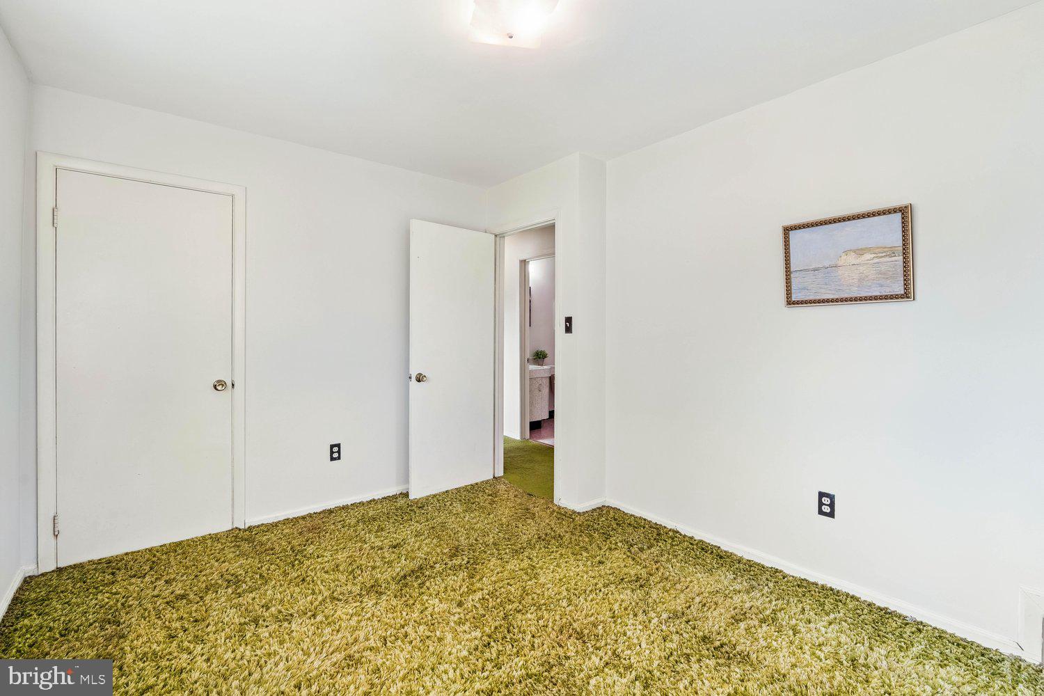 COLLEGE PARK ESTATES - Residential