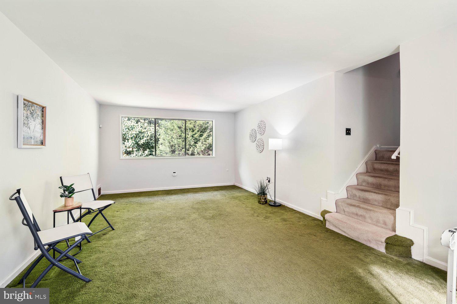 COLLEGE PARK ESTATES - Residential
