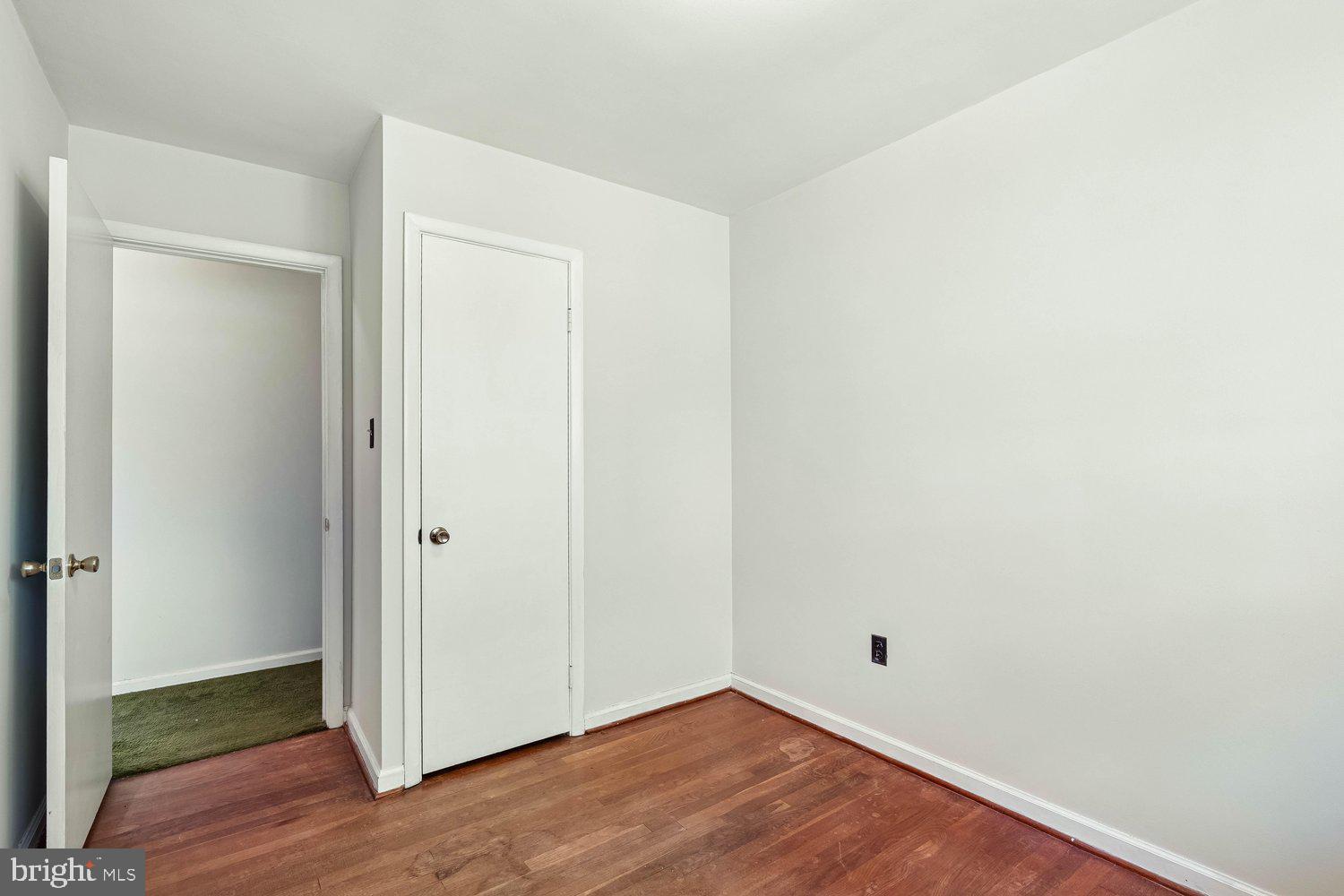 COLLEGE PARK ESTATES - Residential