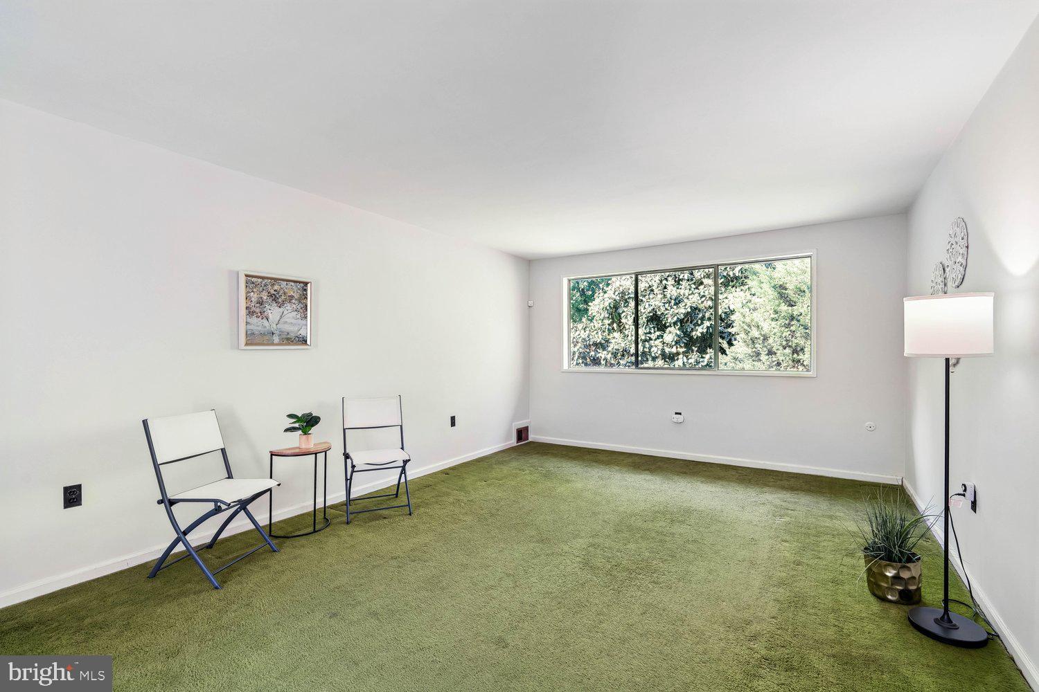 COLLEGE PARK ESTATES - Residential