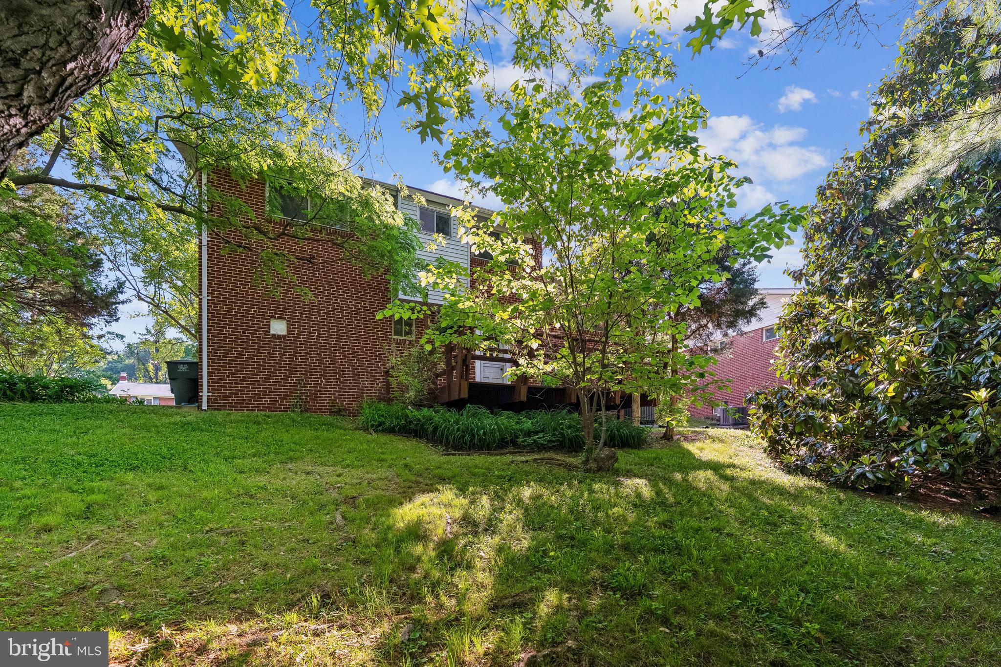 COLLEGE PARK ESTATES - Residential