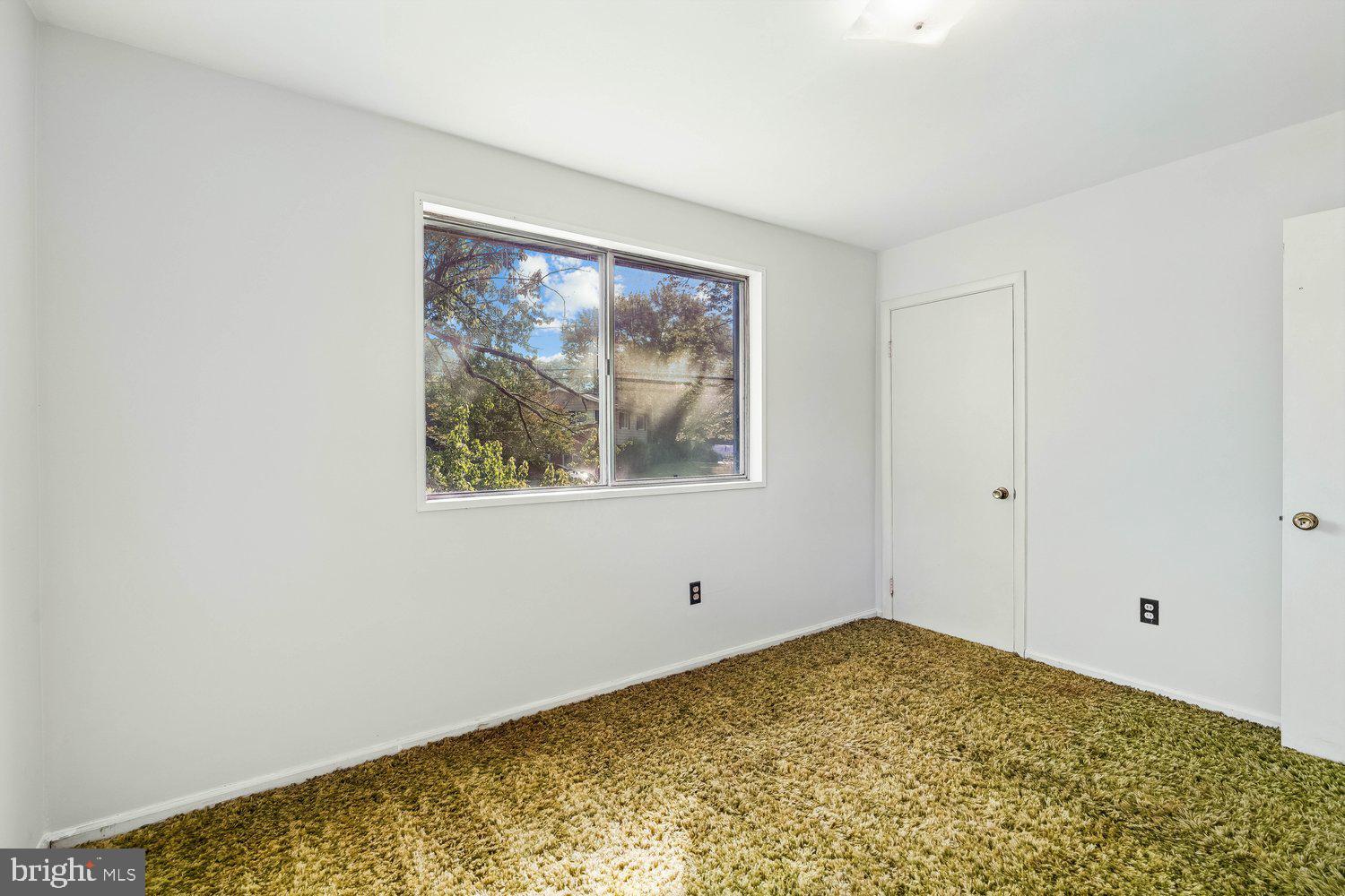COLLEGE PARK ESTATES - Residential