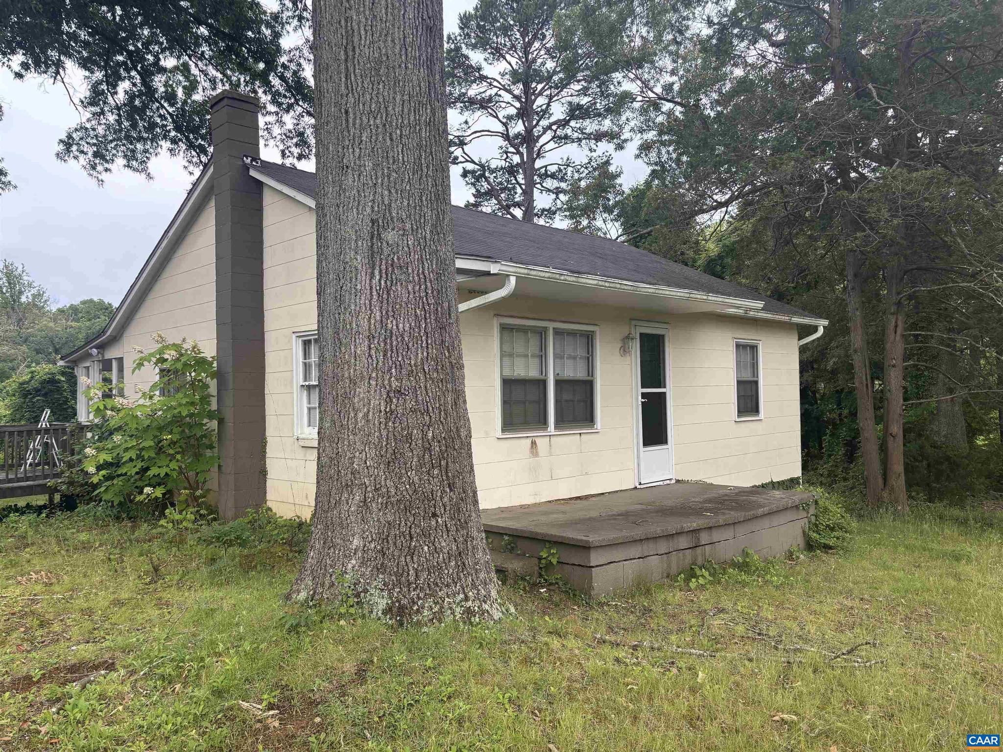 HOLLYMEAD - Residential