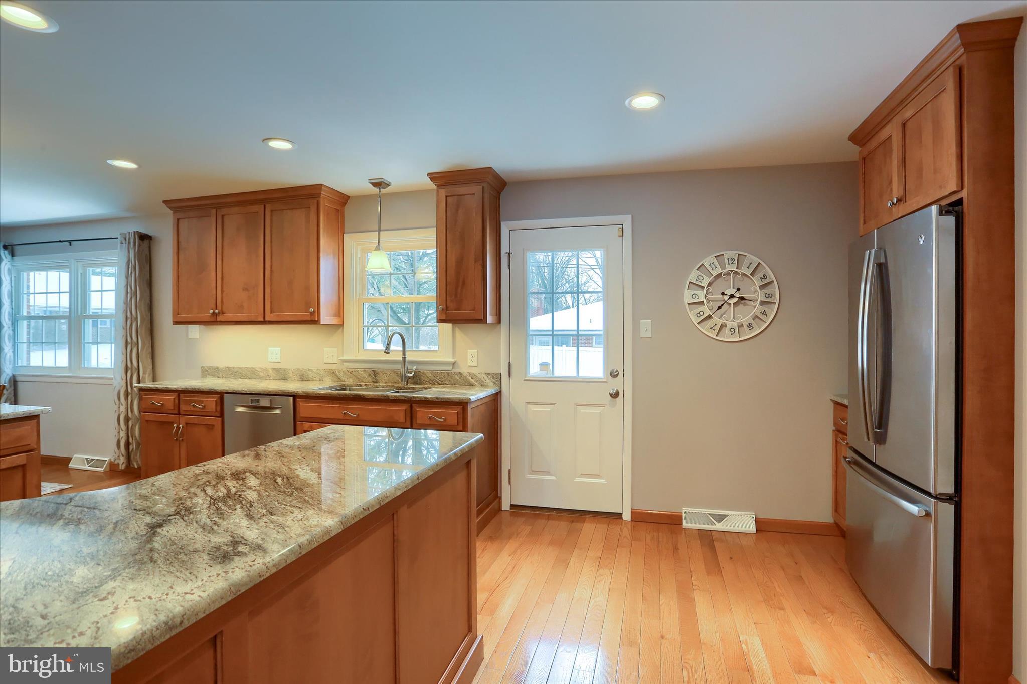 COUNTRY CLUB PARK - Residential