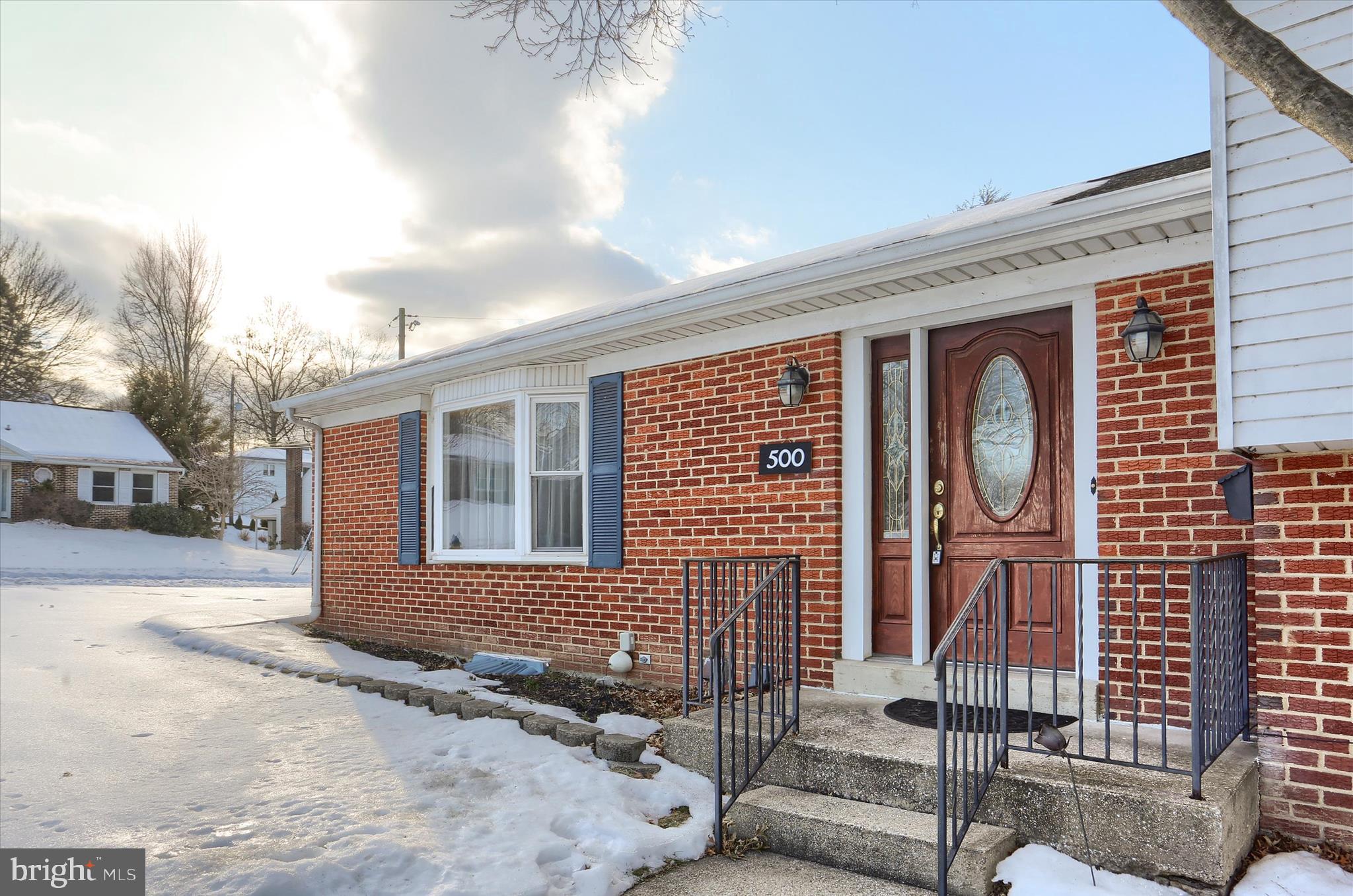 COUNTRY CLUB PARK - Residential