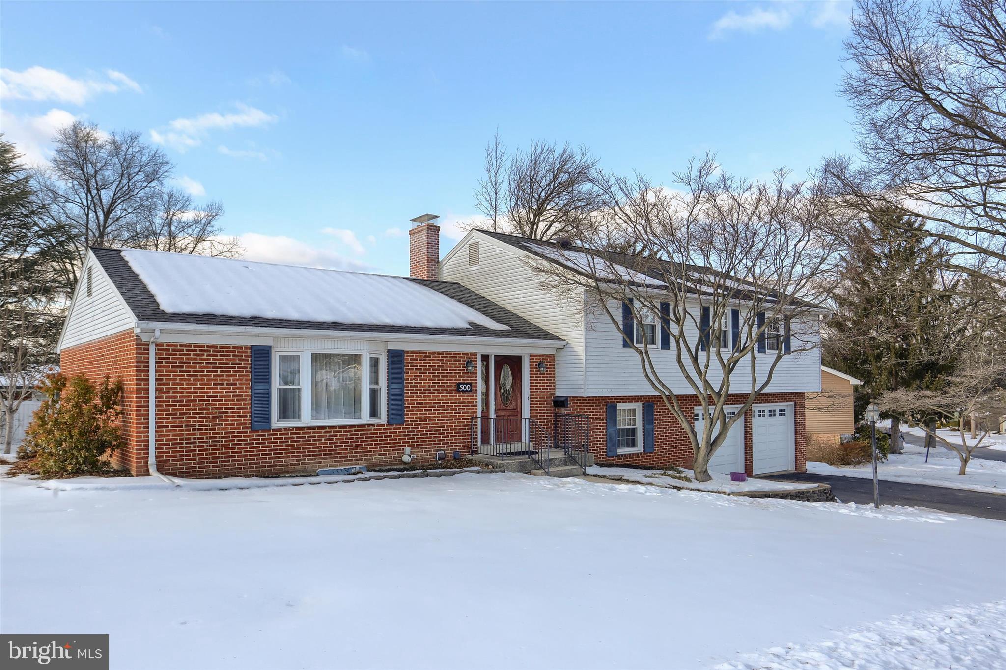 COUNTRY CLUB PARK - Residential