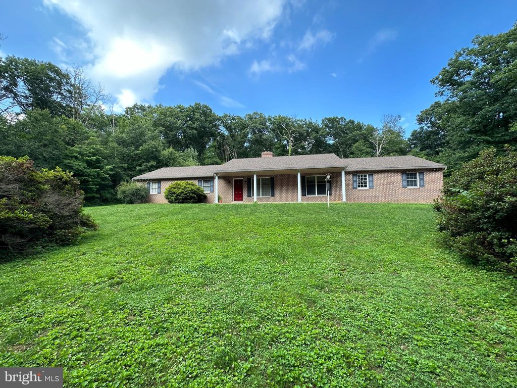 Photo of 264 MAGNOLIA DR, HOLTWOOD, PA 17532 (MLS # PALA2033552)