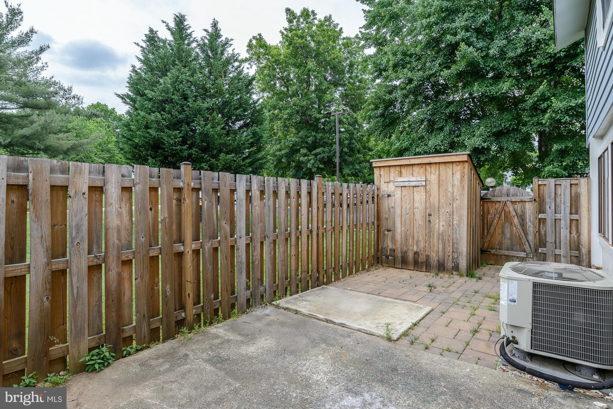 GERMANTOWN PARK - Residential Lease