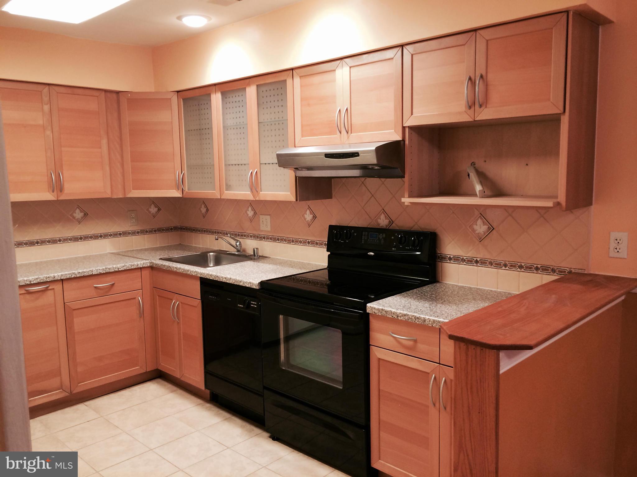 GERMANTOWN PARK - Residential Lease