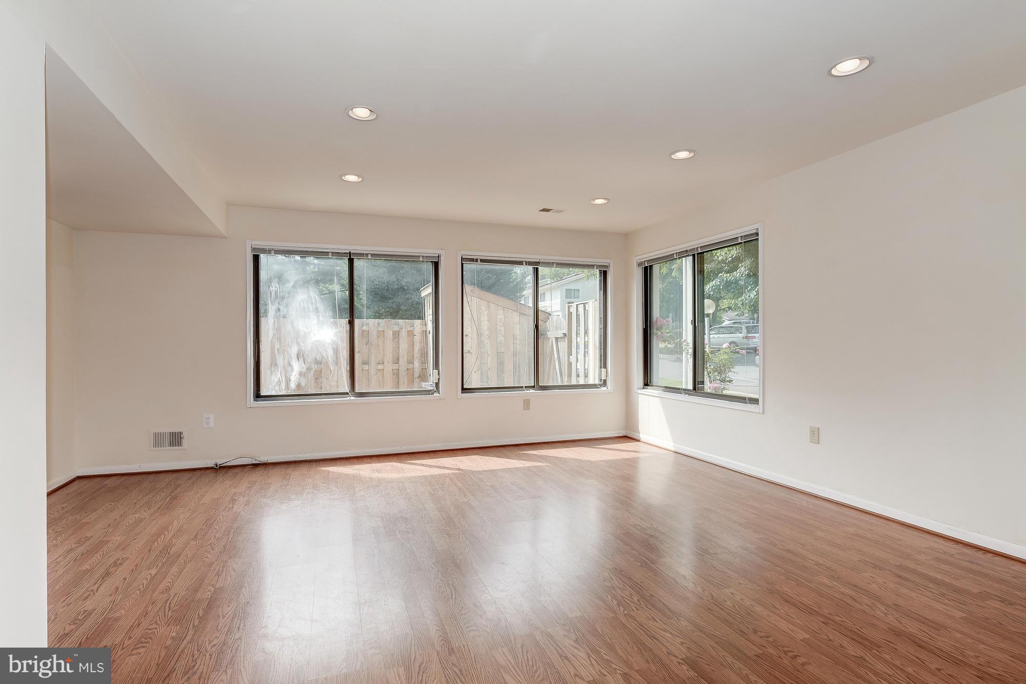 GERMANTOWN PARK - Residential Lease