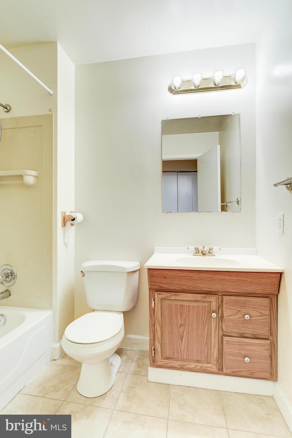 GERMANTOWN PARK - Residential Lease