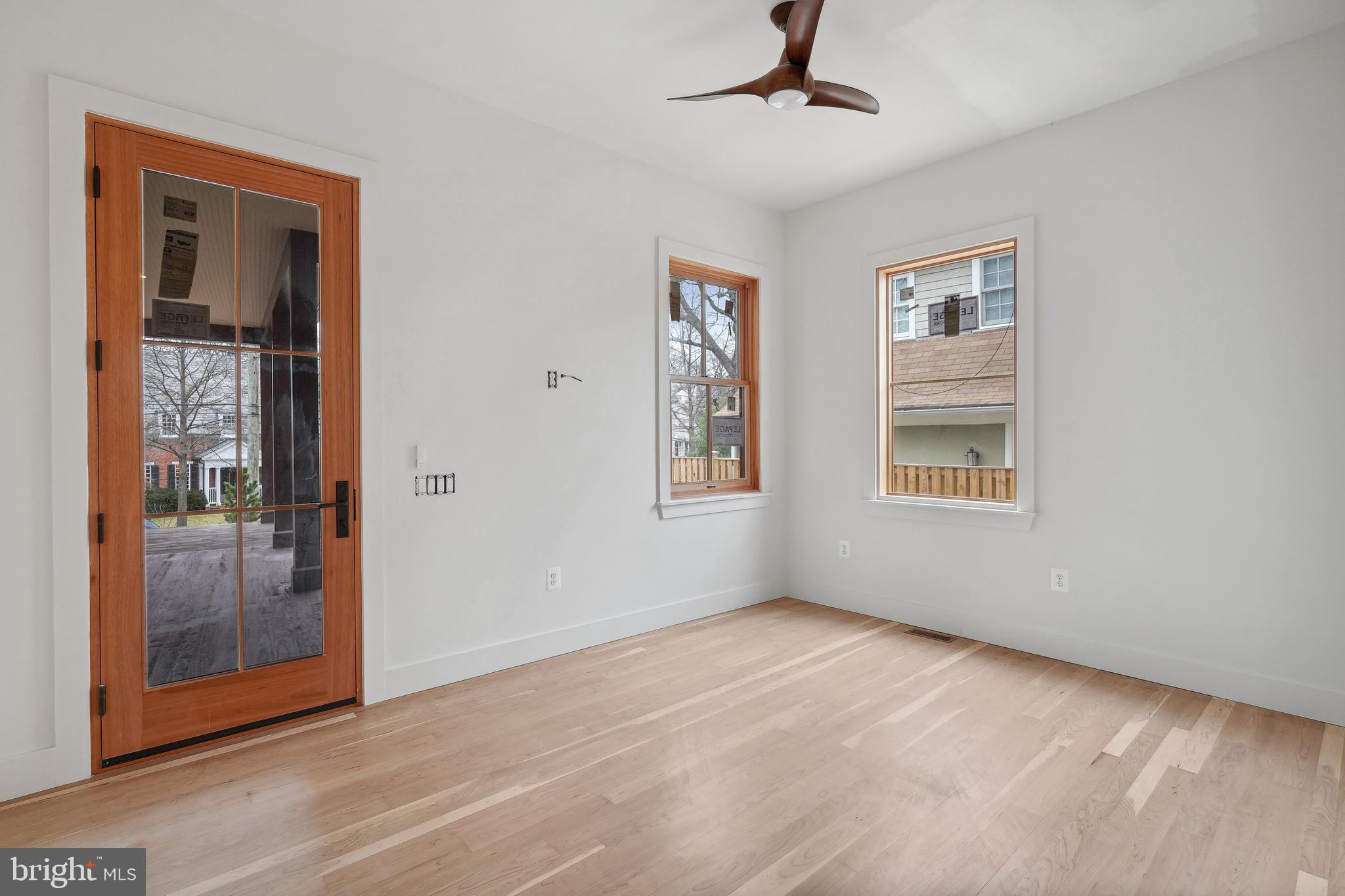 CHEVY CHASE - Residential