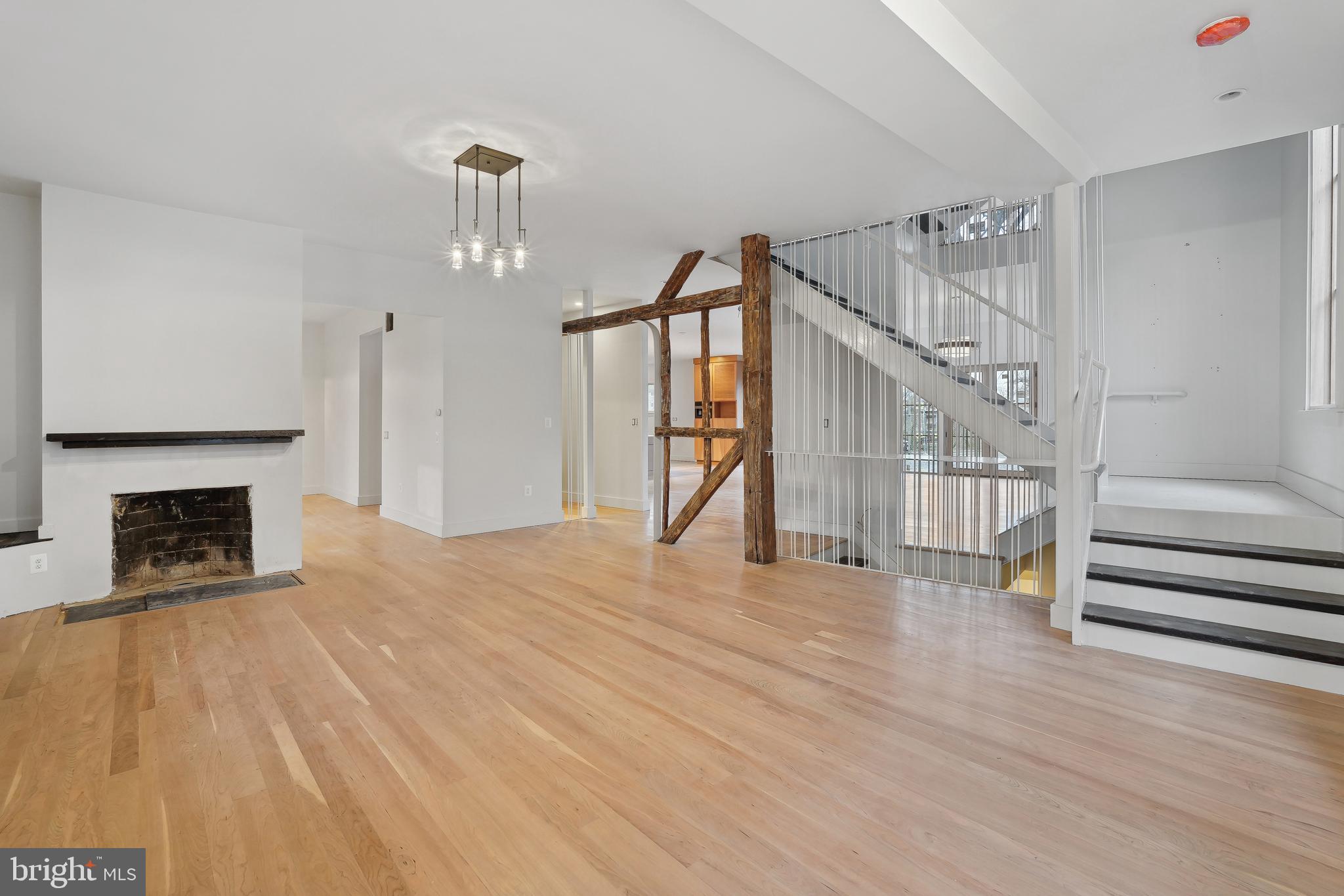 CHEVY CHASE - Residential