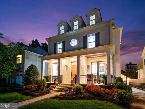 Photo of 2600 12th Street N, ARLINGTON, VA 22201 (MLS # VAAR2076364)