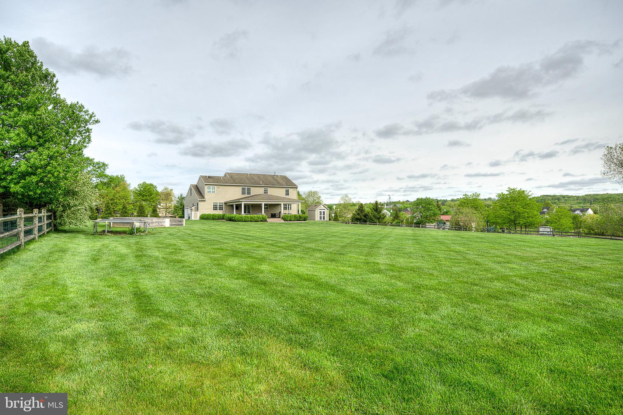 NORTH POINTE - Residential