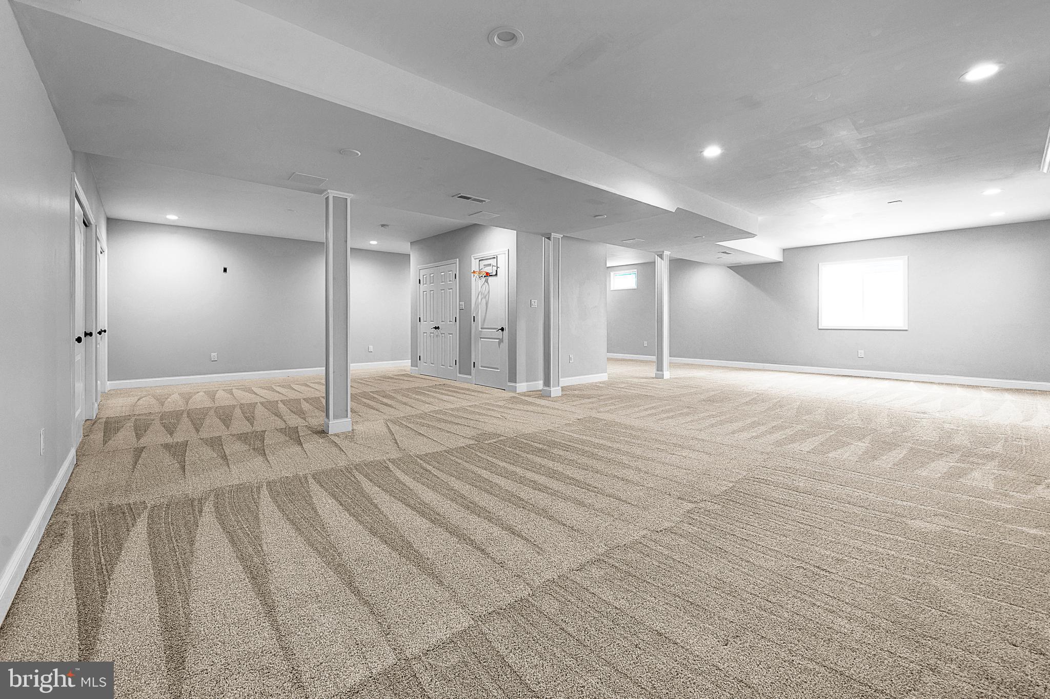 NORTH POINTE - Residential