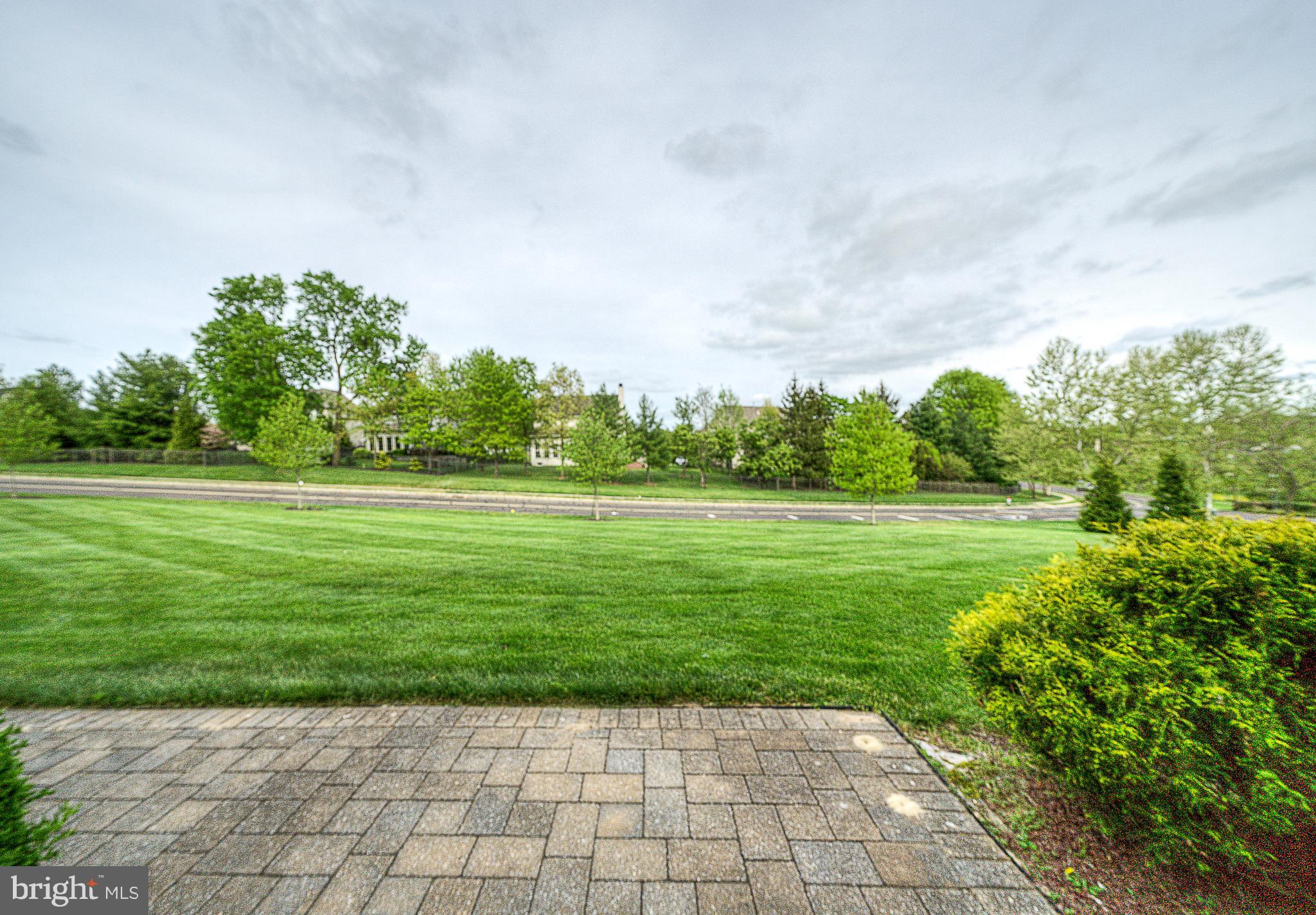 NORTH POINTE - Residential