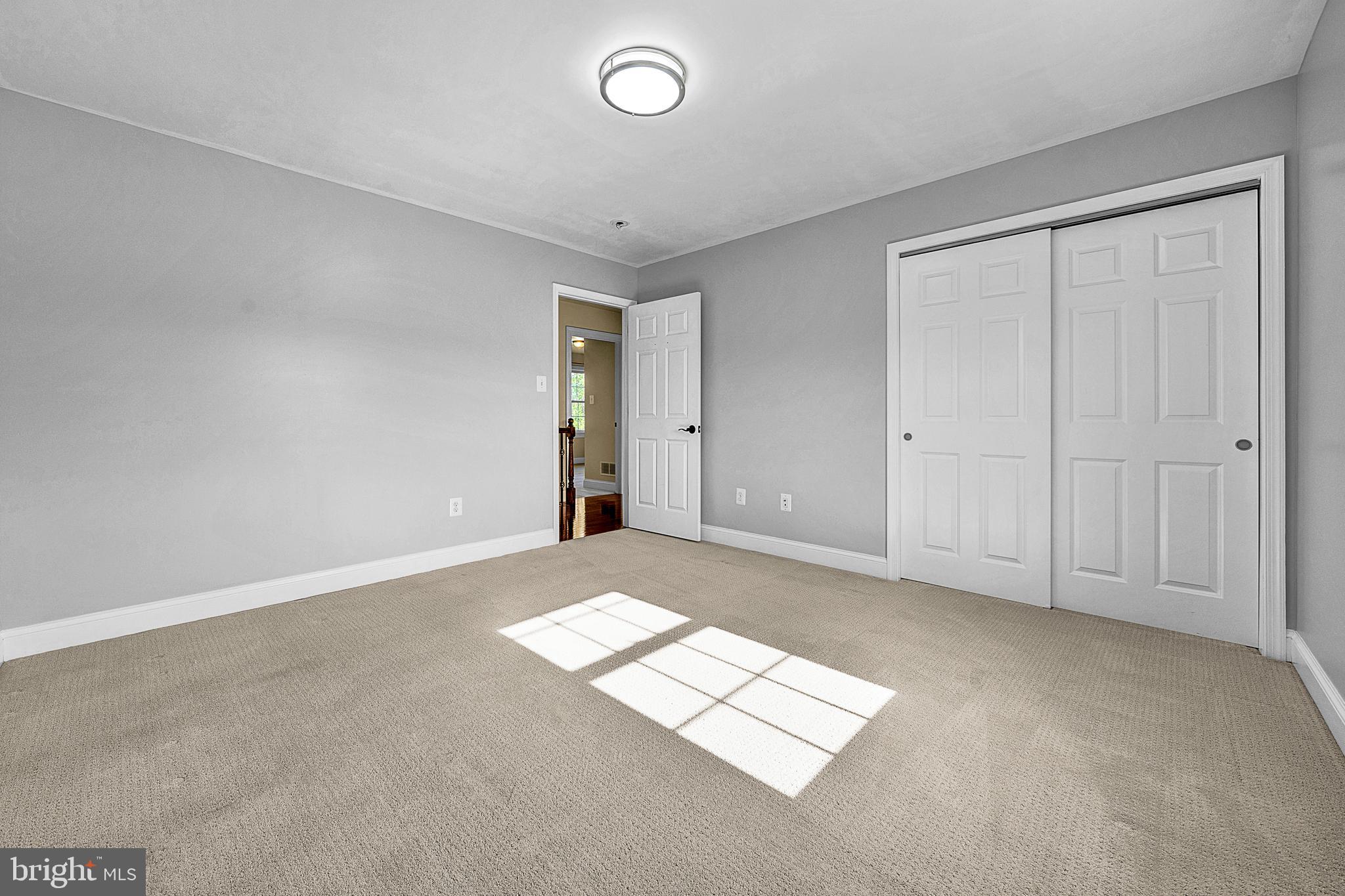 NORTH POINTE - Residential