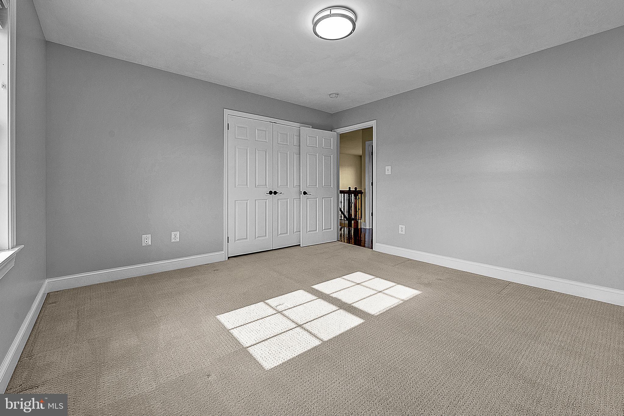 NORTH POINTE - Residential