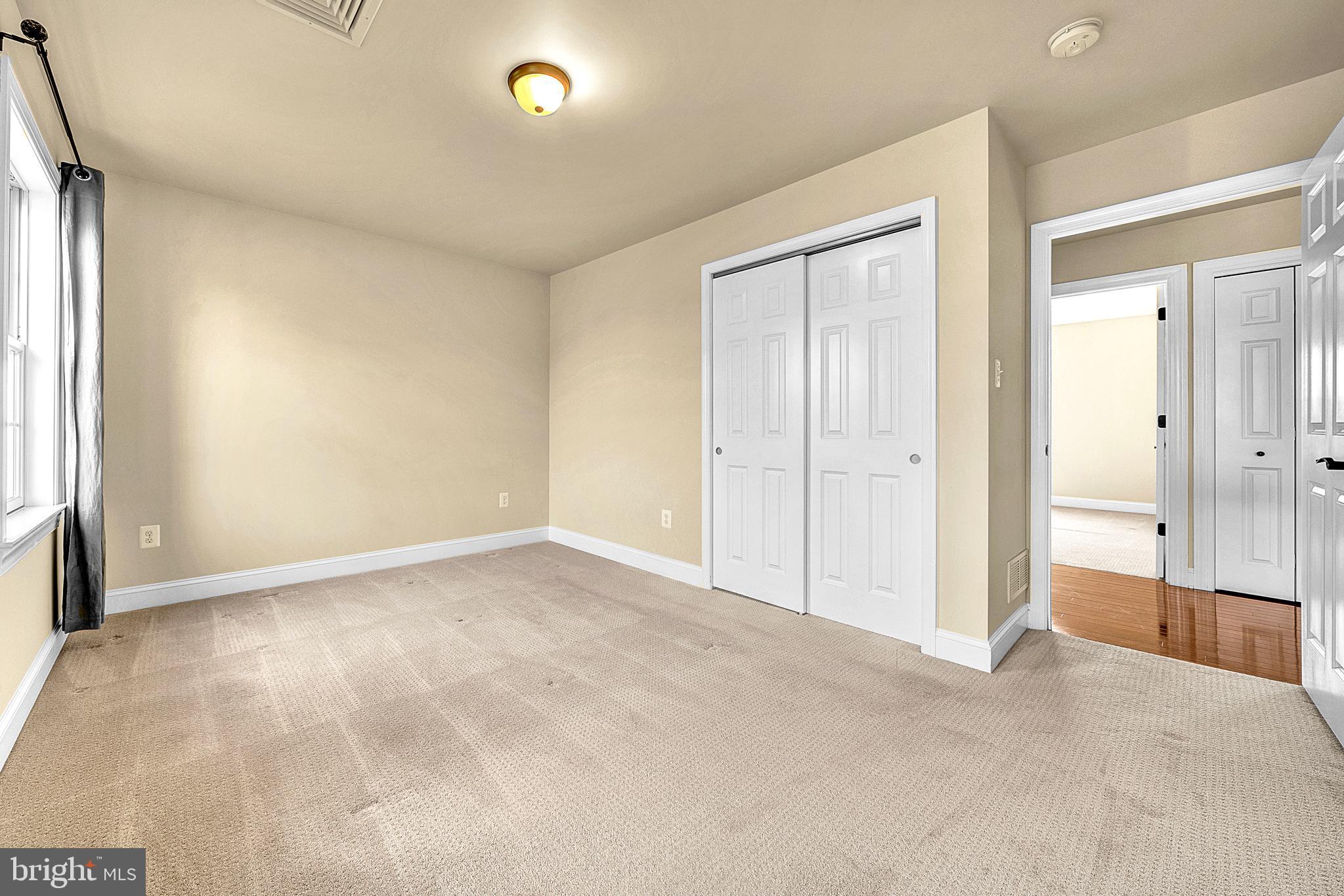 NORTH POINTE - Residential