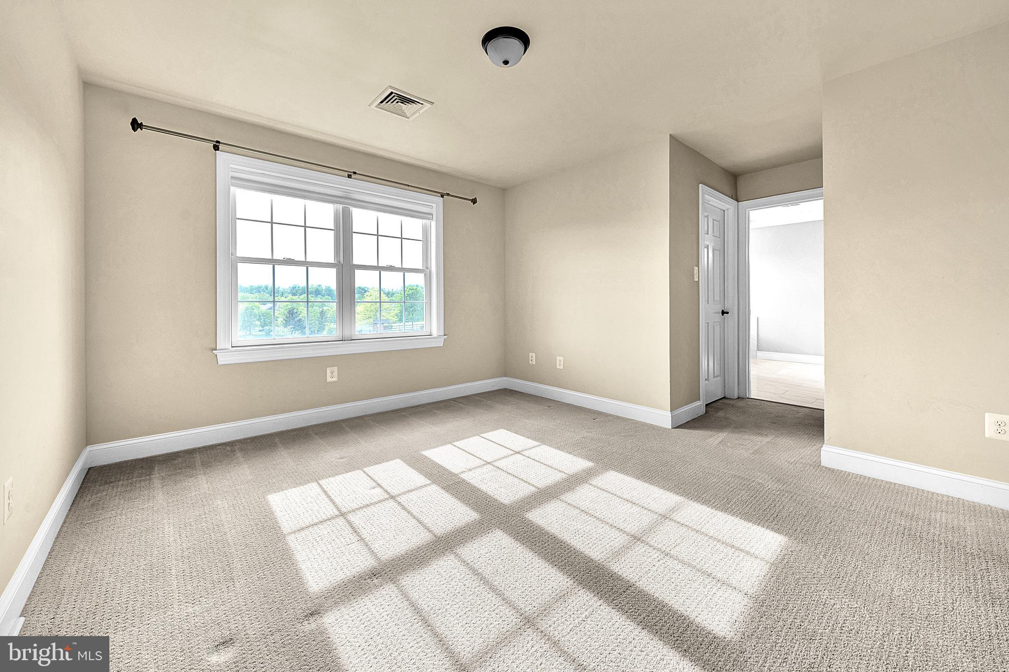 NORTH POINTE - Residential