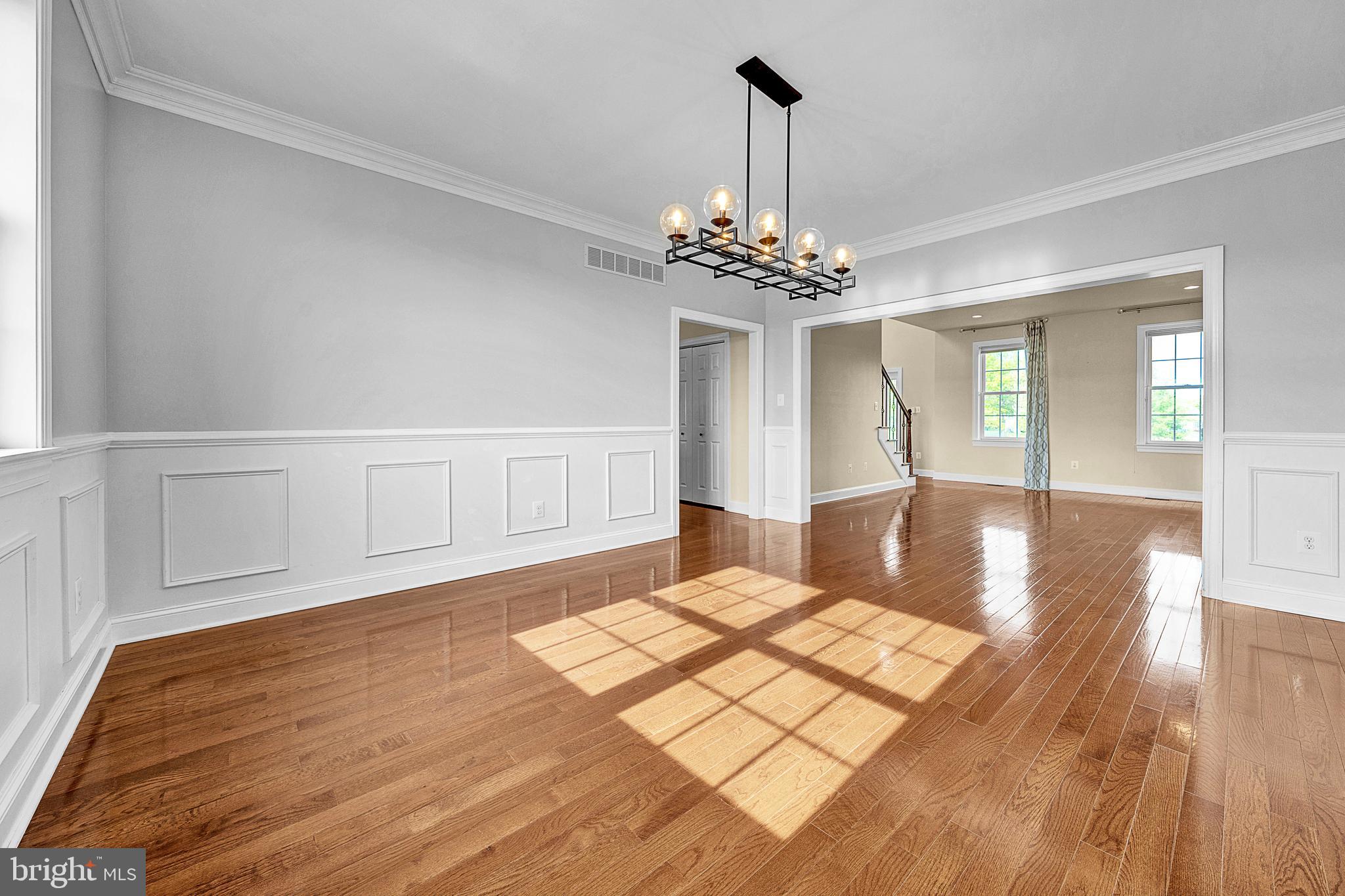 NORTH POINTE - Residential