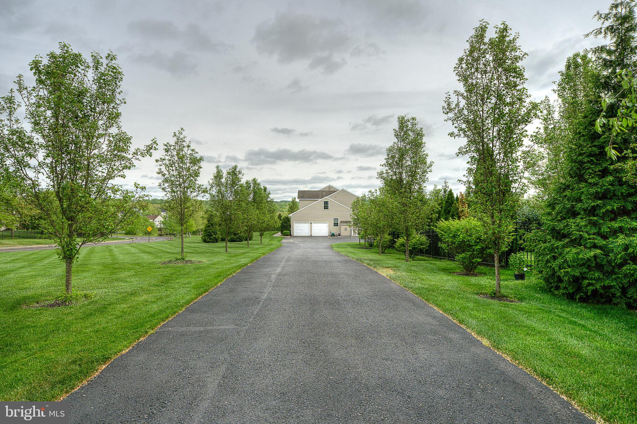 NORTH POINTE - Residential