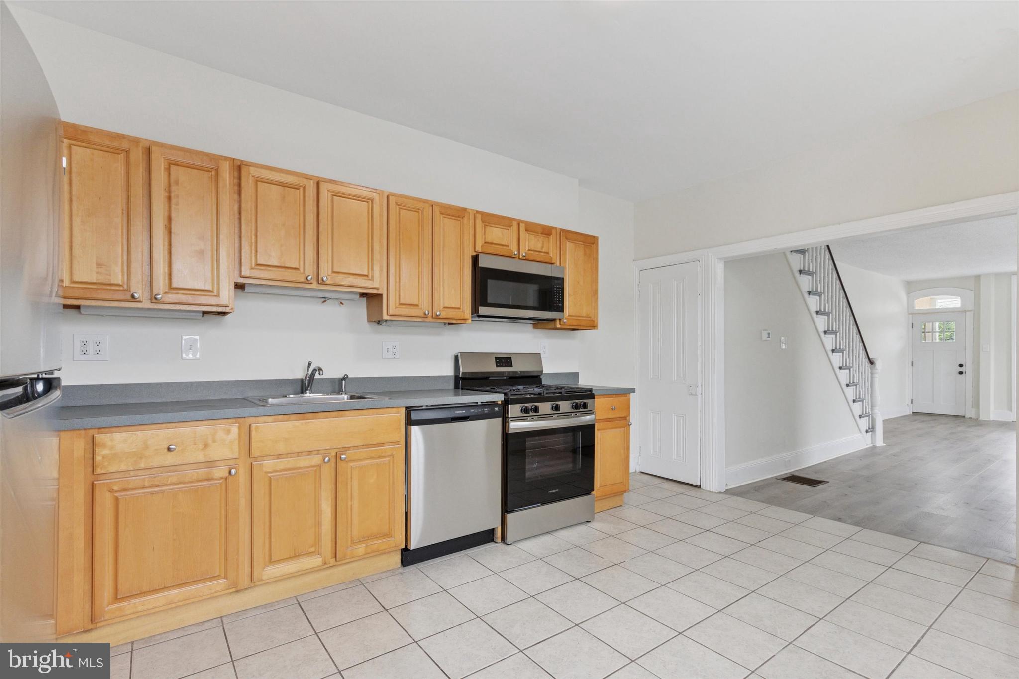 ROXBOROUGH - Residential Lease