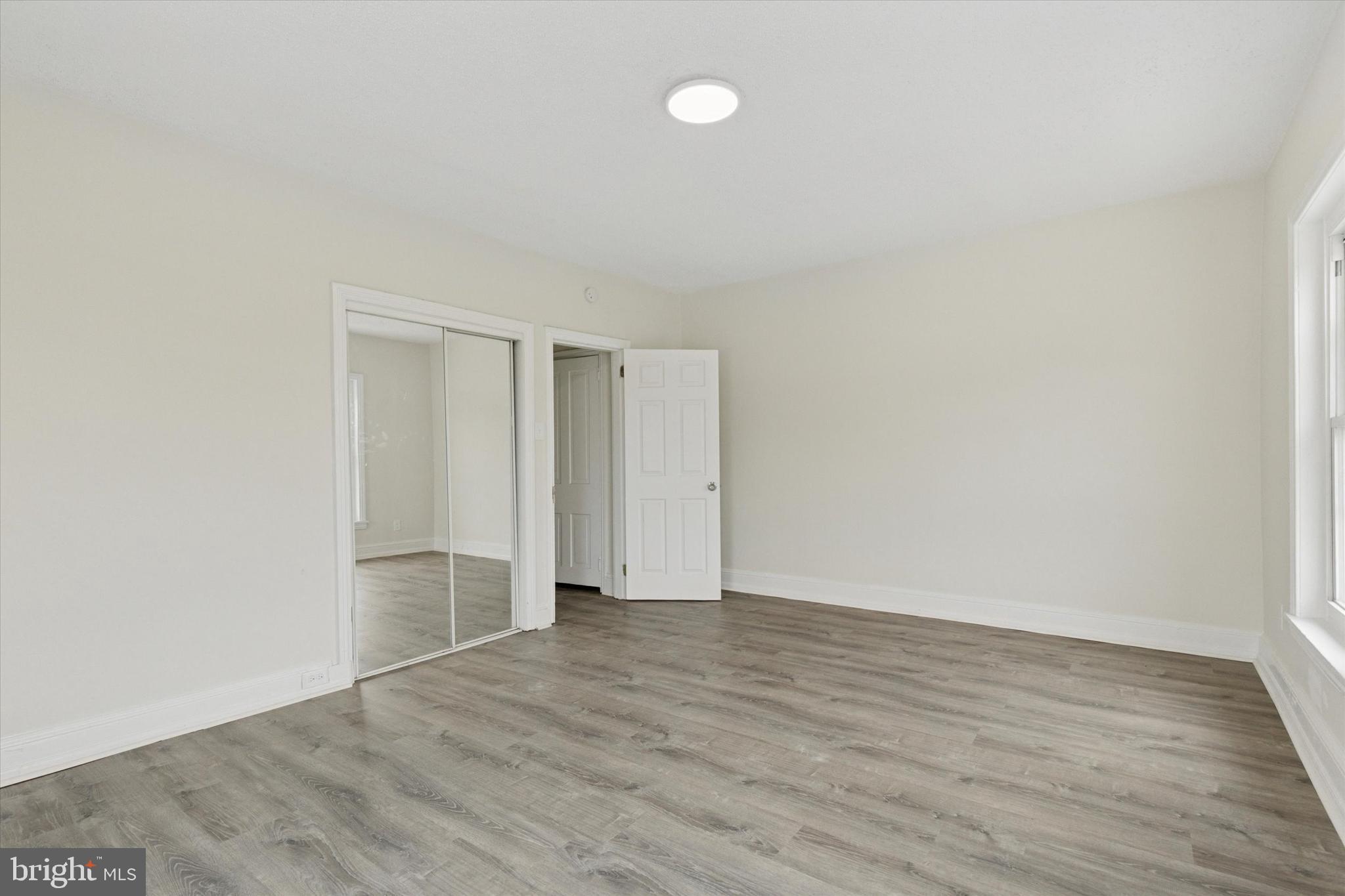 ROXBOROUGH - Residential Lease