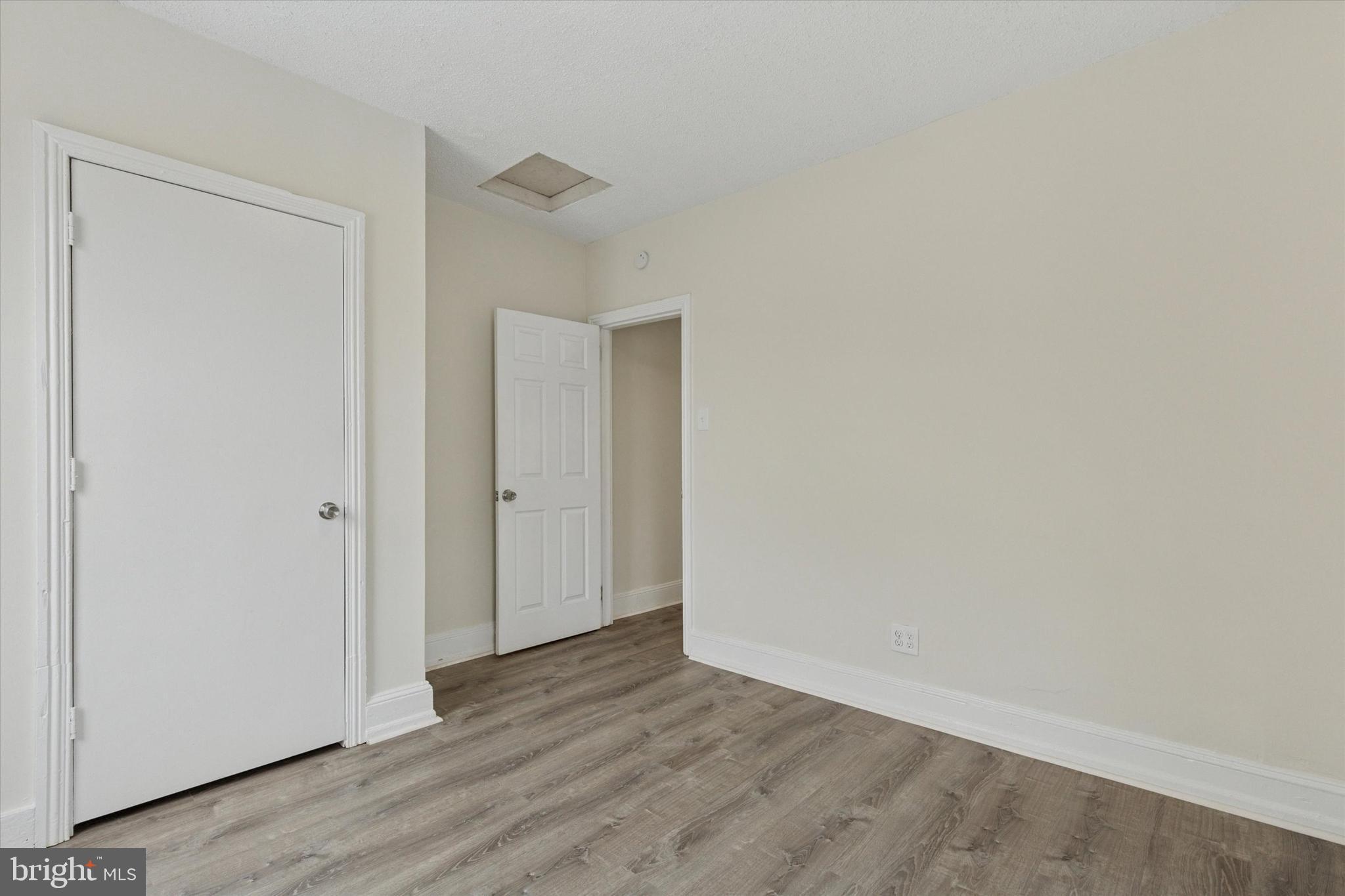 ROXBOROUGH - Residential Lease