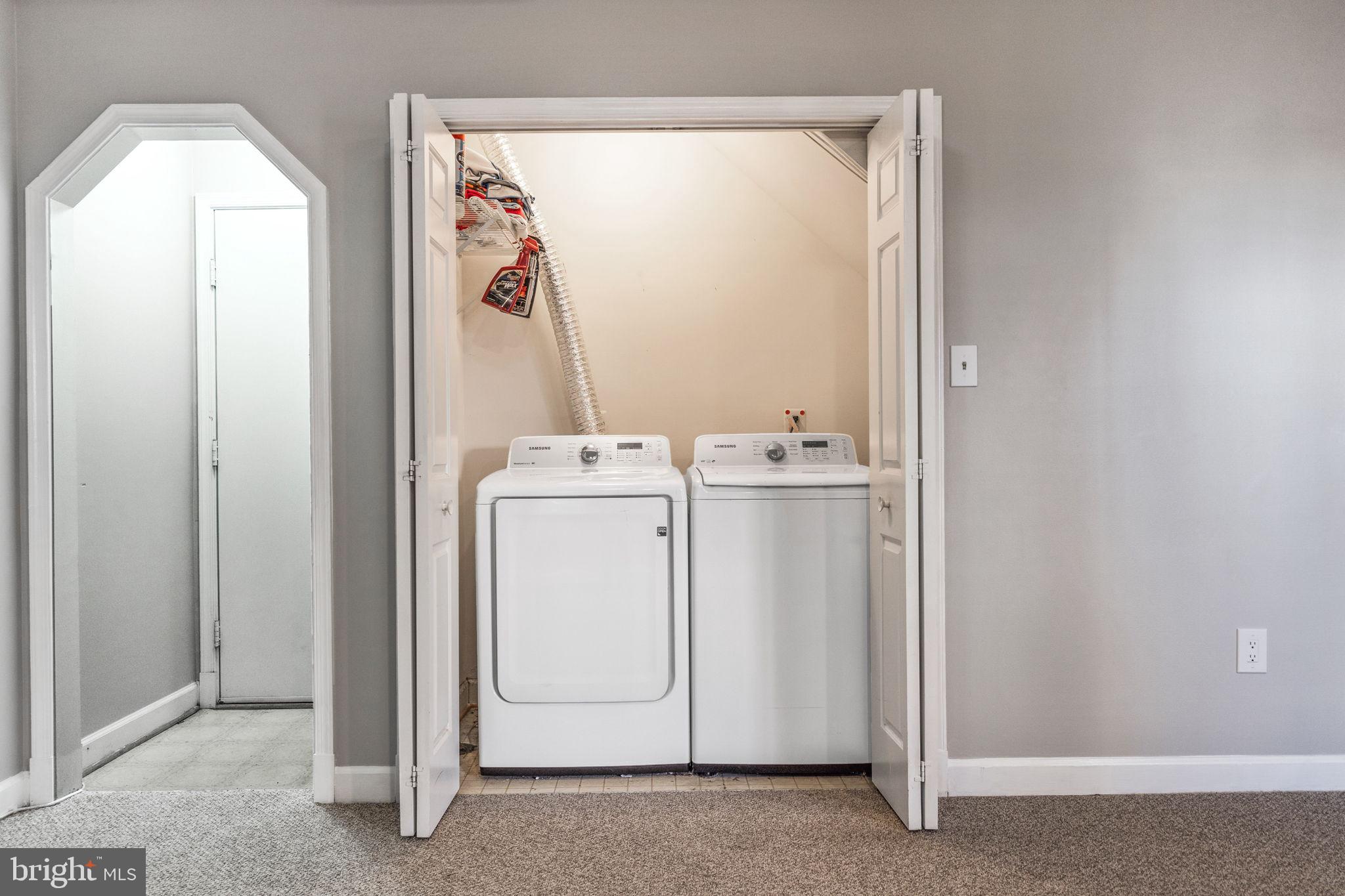 SEVEN OAKS - Residential Lease