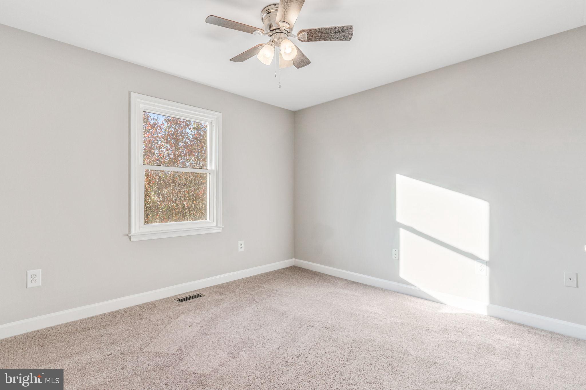 SEVEN OAKS - Residential Lease