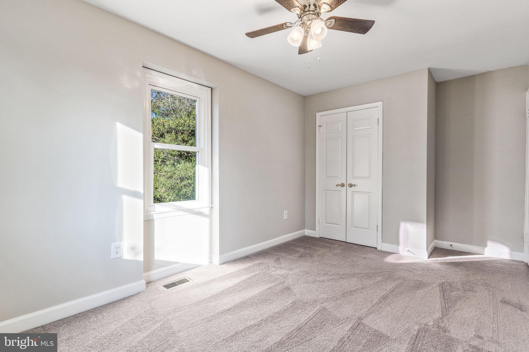 SEVEN OAKS - Residential Lease