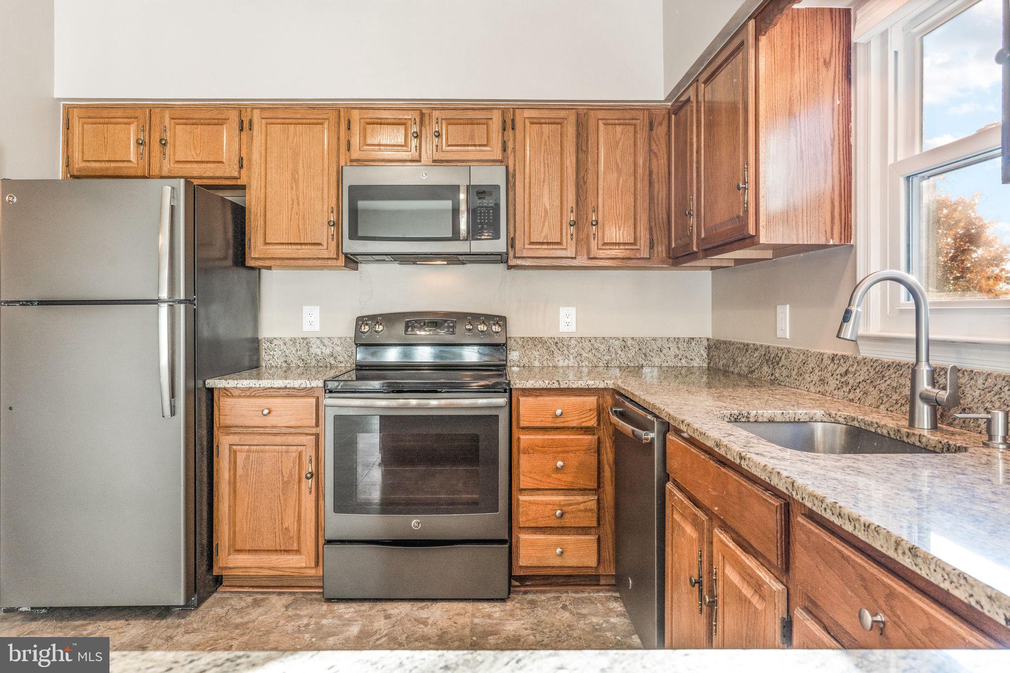 SEVEN OAKS - Residential Lease