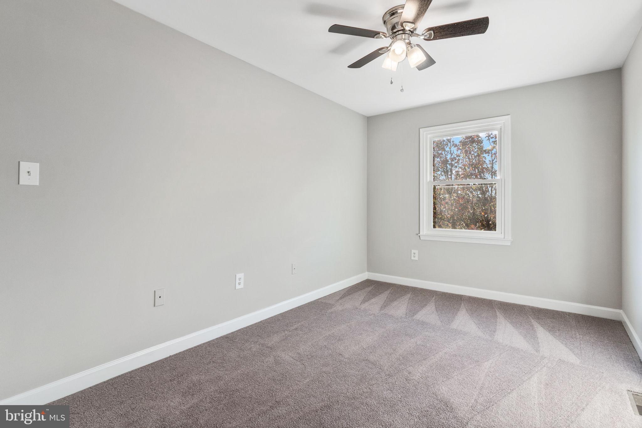 SEVEN OAKS - Residential Lease