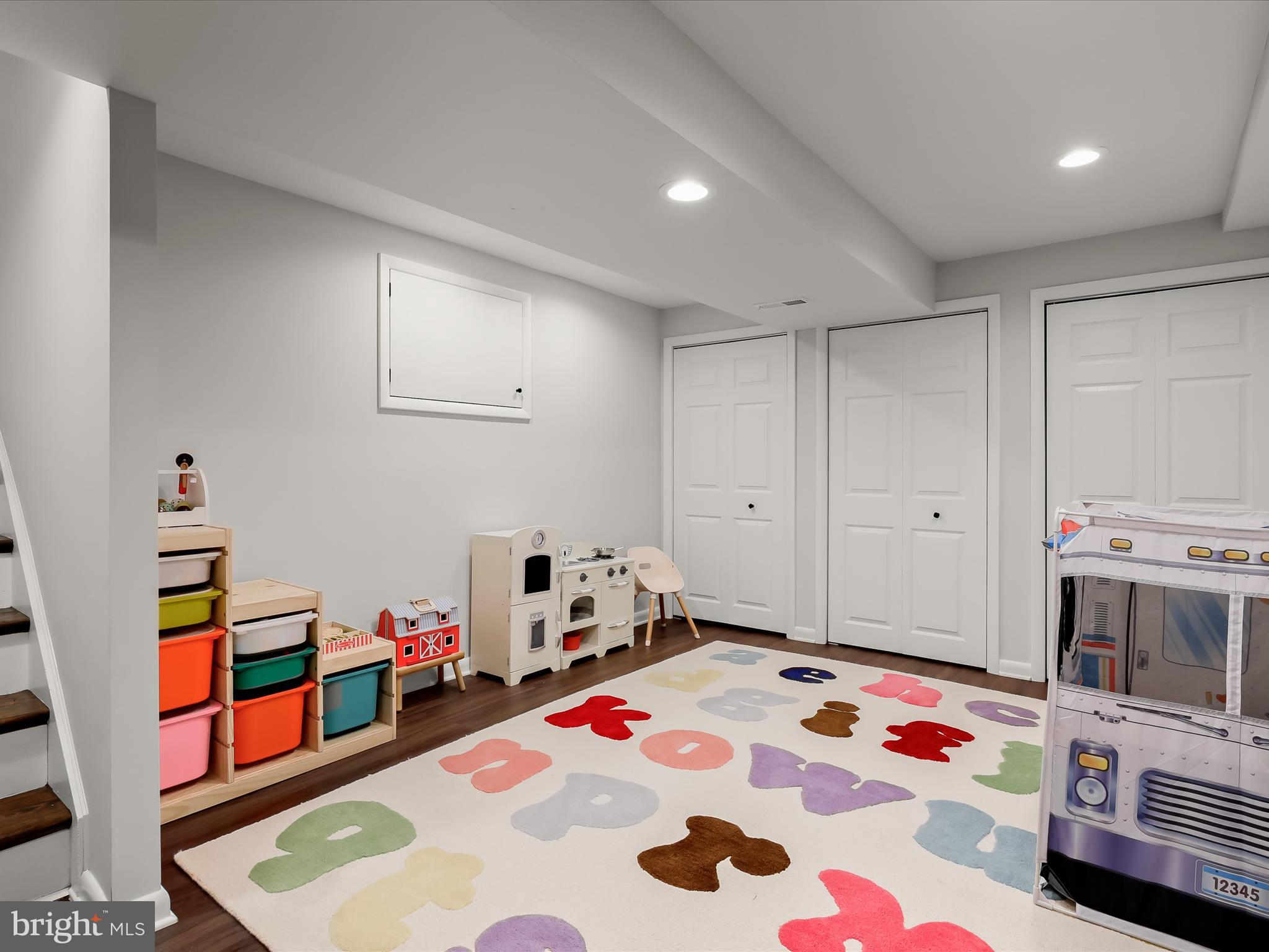 PINE VALLEY - Residential