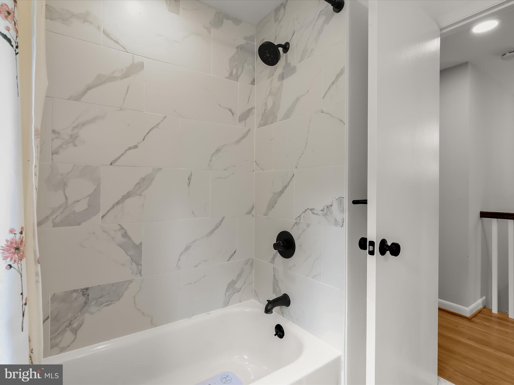 PINE VALLEY - Residential