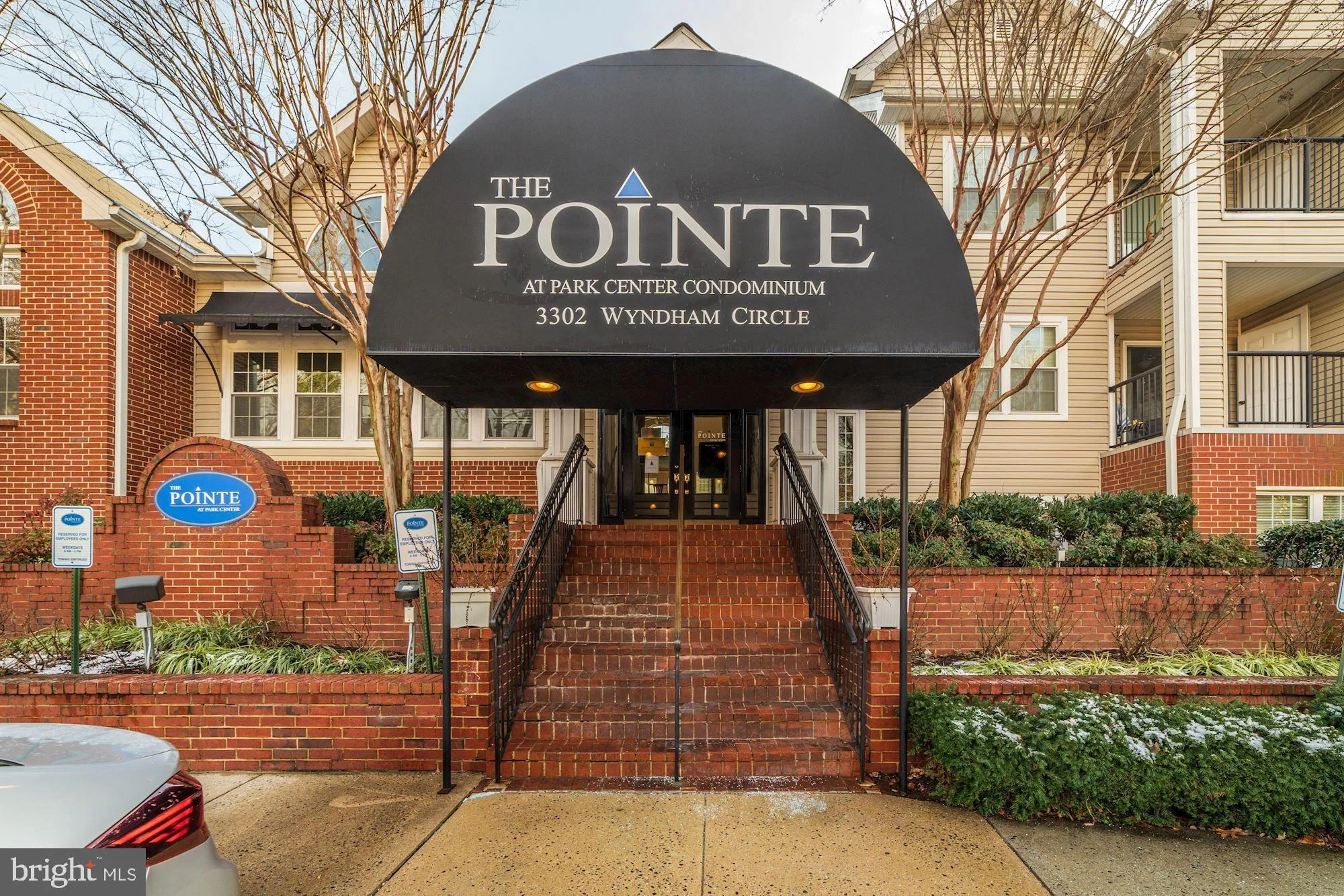 3313 Wyndham Circle Unit 4219, Alexandria, VA 22302