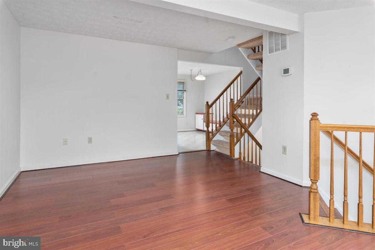 PINEY ORCHARD - Residential Lease