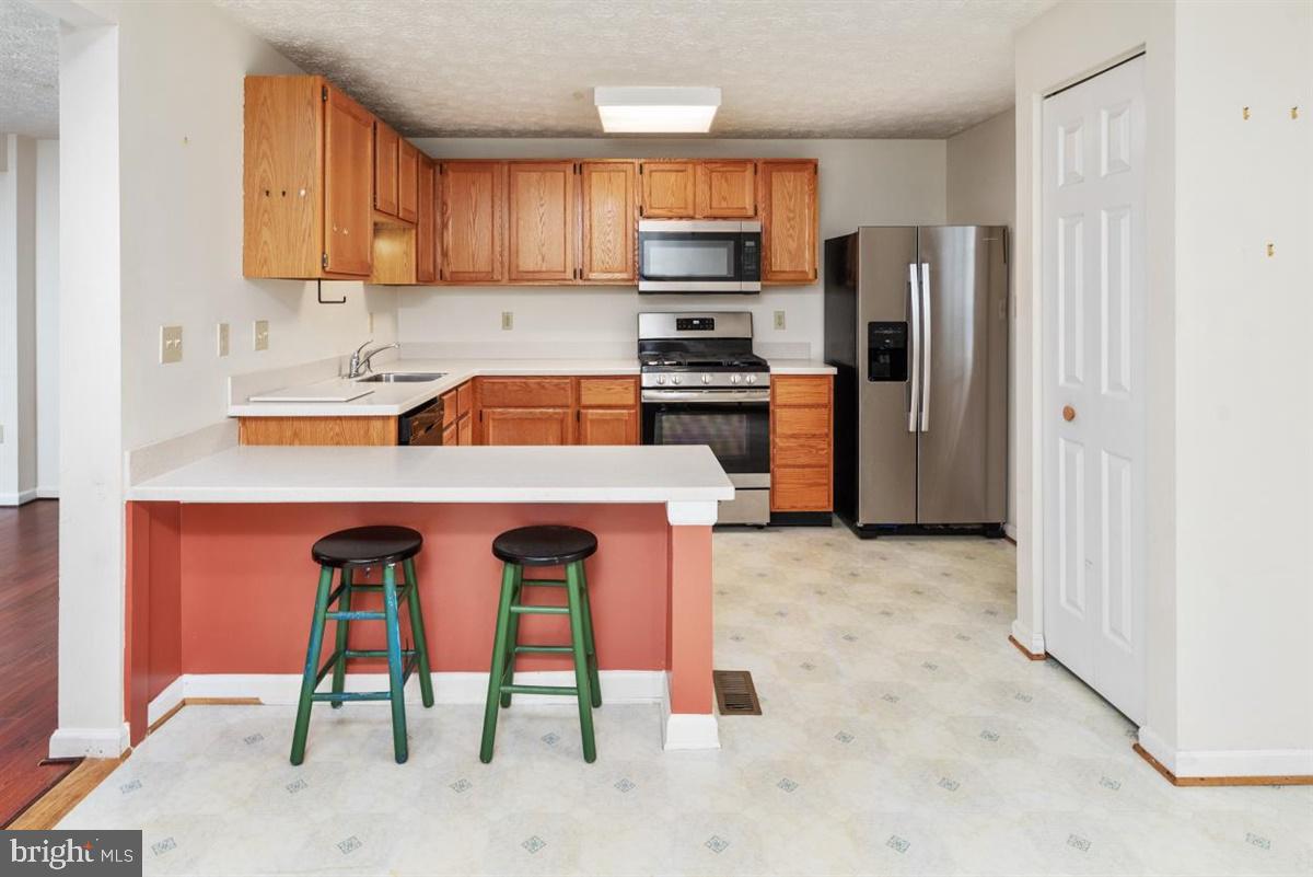 PINEY ORCHARD - Residential Lease