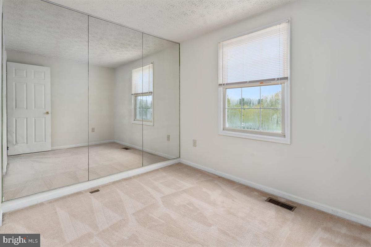 PINEY ORCHARD - Residential Lease