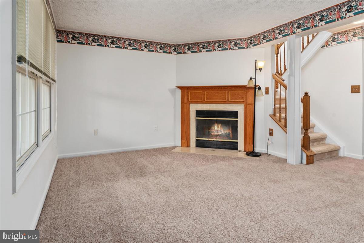 PINEY ORCHARD - Residential Lease