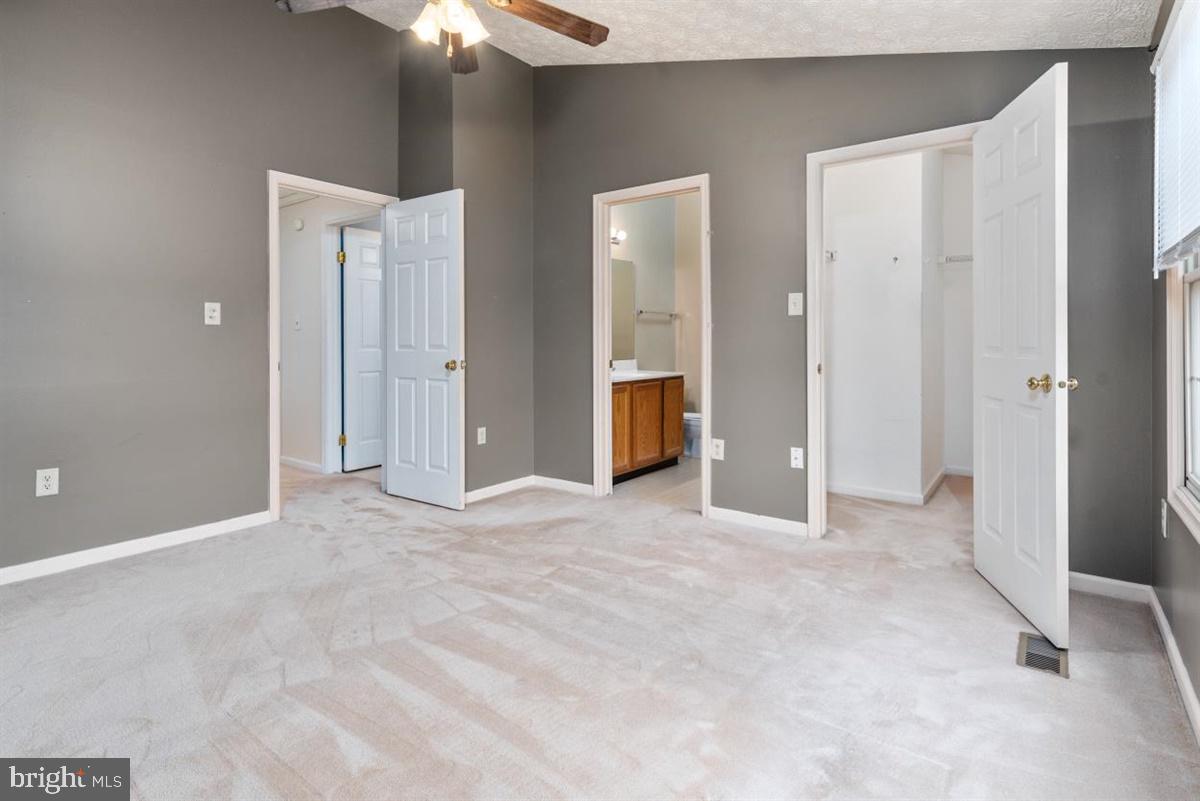 PINEY ORCHARD - Residential Lease