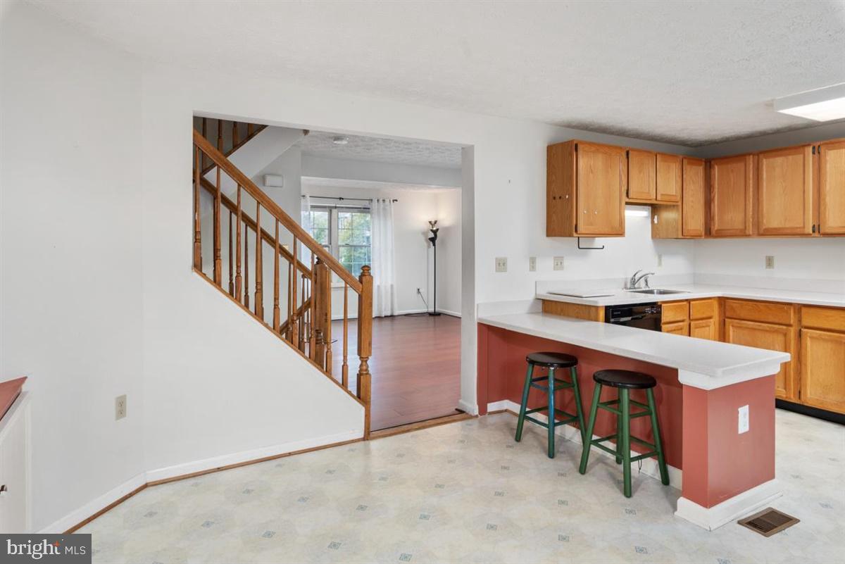 PINEY ORCHARD - Residential Lease