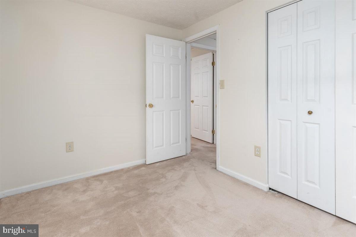 PINEY ORCHARD - Residential Lease